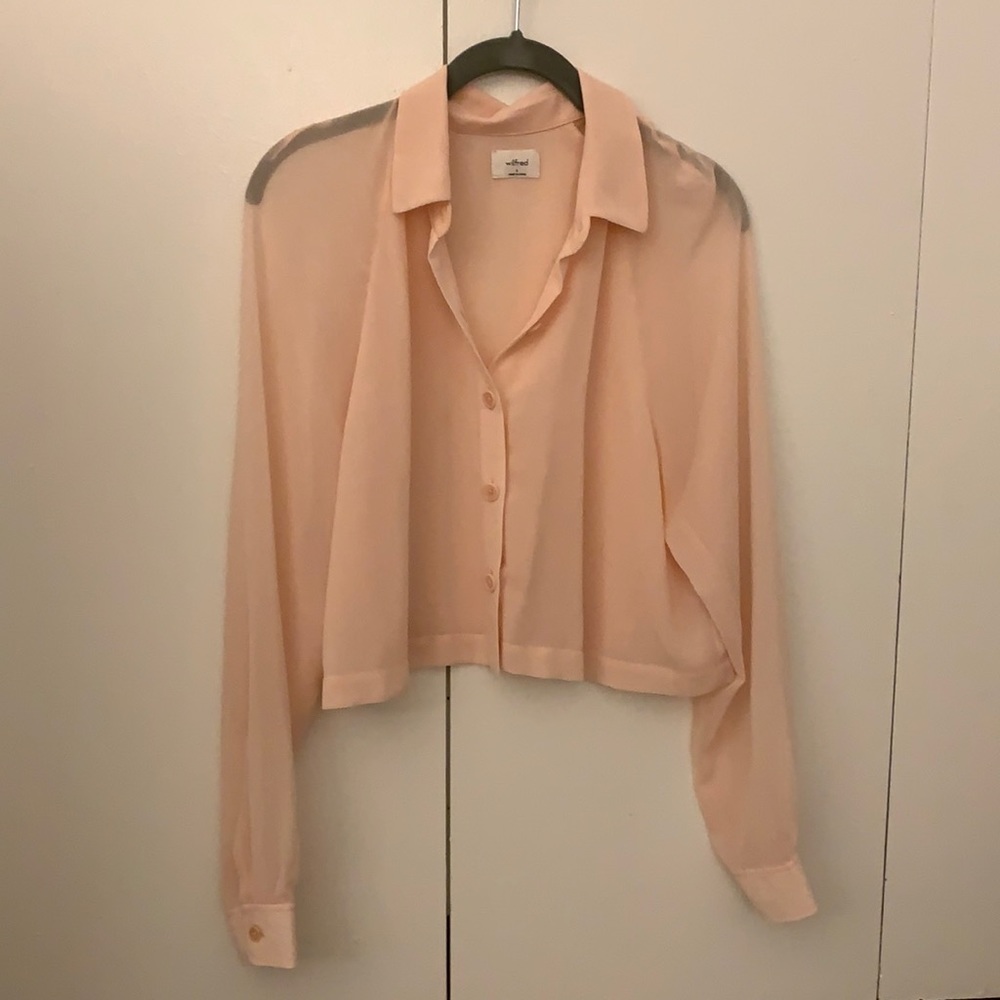 Aritzia baby pink polyester collared shirt, slightly cropped